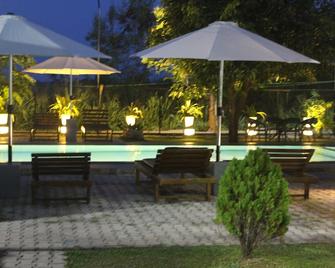Hotel Le Green Udawalawe - Udawalawa - Pool
