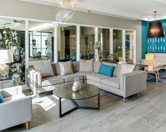 The Hazel Free Parking, Gym, Fast Wifi, Central - Minneapolis - Lounge