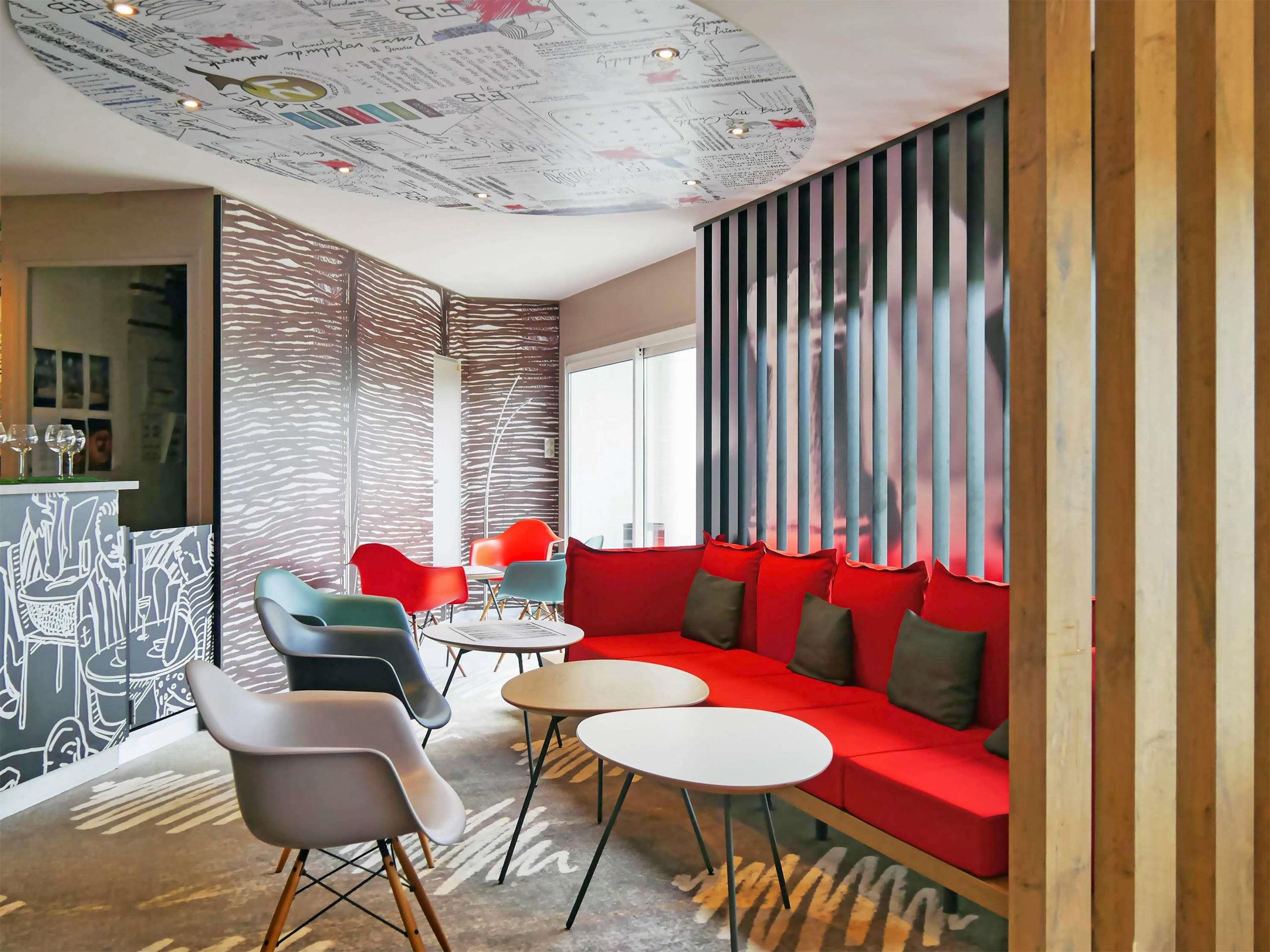 إيبيس لافال لو ريليه دارمور