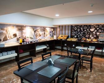 Olavo Bilac Hotel - Taubate - Restaurant