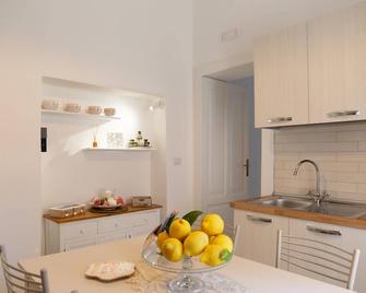La Casa di Ninetta Amalfi Coast - Vietri sul Mare - Kitchen