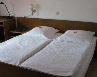 Haus Slamic - Menden - Schlafzimmer