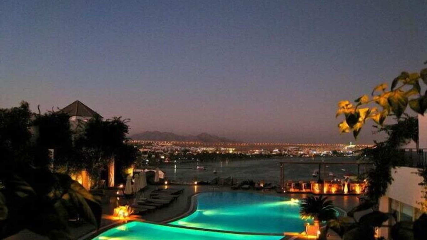 Eden Rock Hotel Namaa Bay