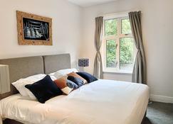 Bookeduk - Large Cosy Cottage - Stansted - Chambre