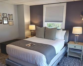 Little Fig Hotel - Bar Harbor - Bedroom
