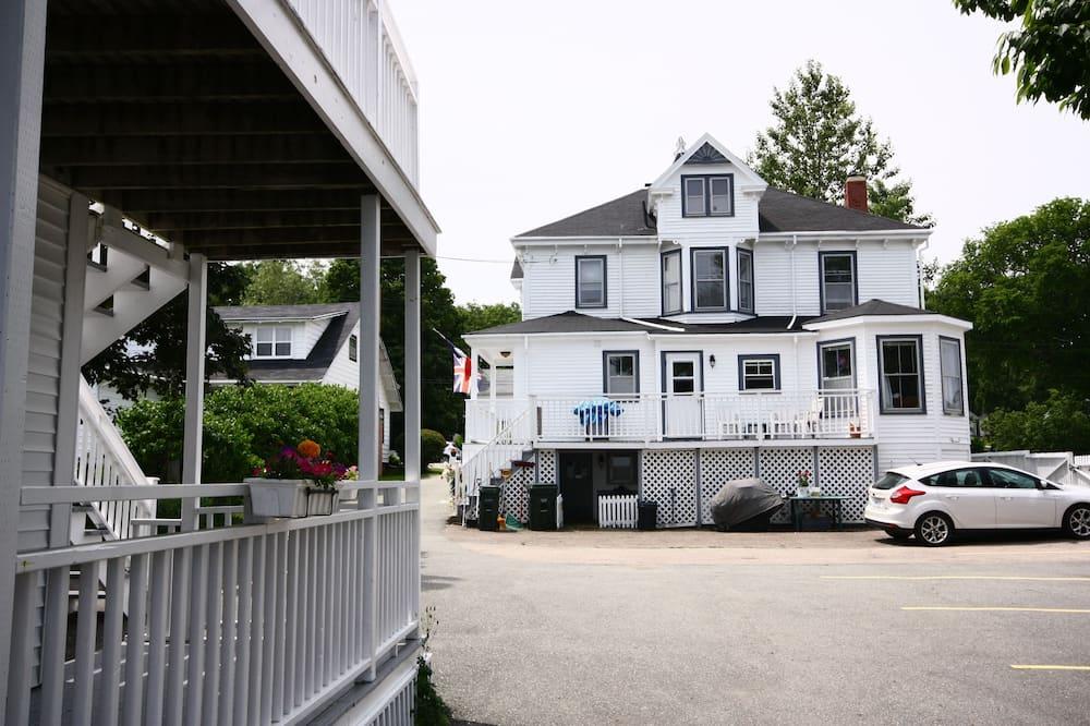 Come From Away B&B £80. Digby Hotel Deals & Reviews - KAYAK