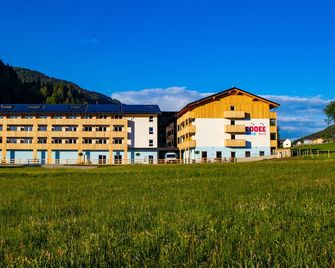 COOEE alpin Hotel Bad Kleinkirchheim - Bad Kleinkirchheim - Gebouw