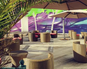 Hôtel Mercure Quimper Centre - קימפה - פטיו