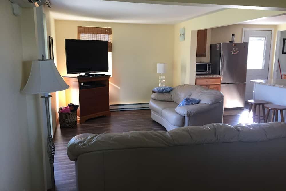 The Lakehouse at Willow Shores 1 - - Beaver Dam - Beaver Dam - Wohnzimmer