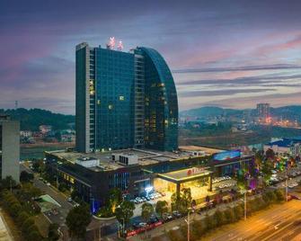Huatian Hotel Loudi - Loudi - Building