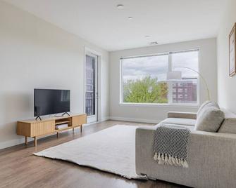 Blueground | St. Elizabeth's, AC, w/d, nr med ctr - Boston - Sala de estar