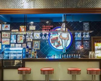 Hotel Cypress - Nadiād - Bar