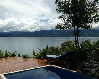 Naveria Heights Lodge - Savusavu