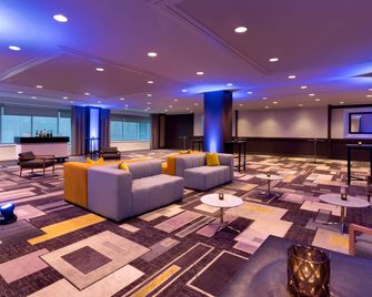 Fairmont The Queen Elizabeth - Montreal - Lounge