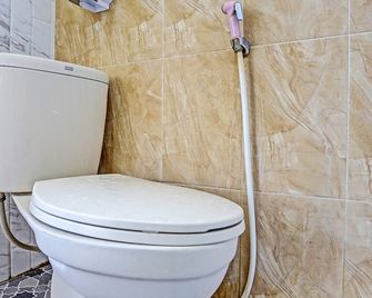 Marian Palazz Hotel - Baguio - Bathroom