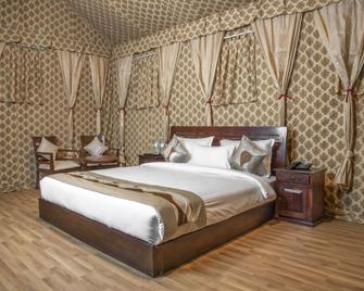 The Koti Village Resort Chail - Shimla - Bedroom