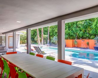 Large Comfortable Home - Flexible Cancellation Policy - Long Term Discount - פאלם ספירנגס - בריכה