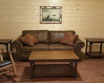 The Lodge at Van Hook - New Town - Living room