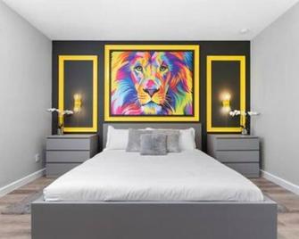 Lion's Den: Luxurious 2/2.5 Resort Townhouse - Pompano Beach - Makuuhuone