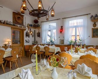 Landhotel Zur Grünen Kutte - Bernshausen - Restaurant