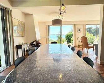 Villa Pieds Dans L'eau Vue Mer Panoramiq - Аррадон - Їдальня