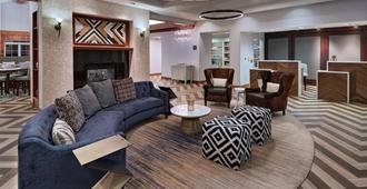 Homewood Suites by Hilton College Station - קולג' סטיישן - טרקלין