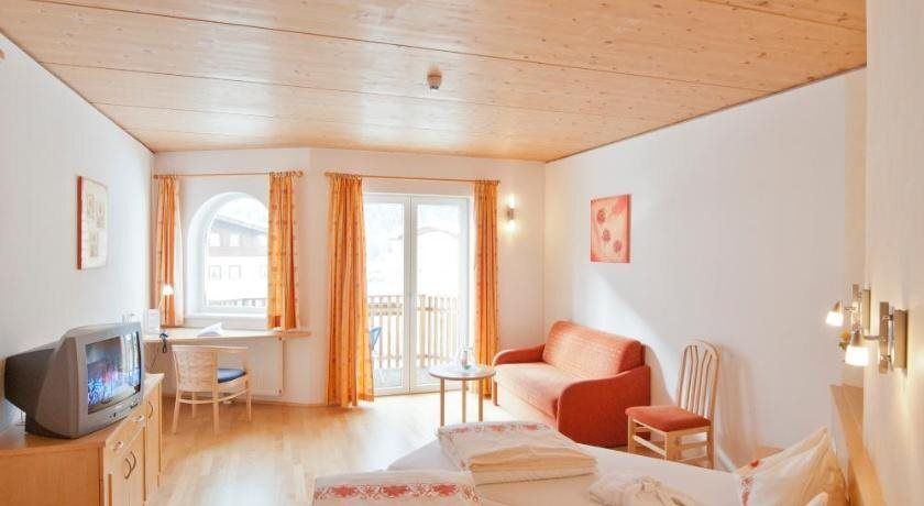 Macher's Landhotel - Saint Jakob In Defereggen - Wohnzimmer