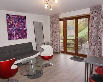 Domaine Les Hochets - Vresse Sur Semois - Wohnzimmer