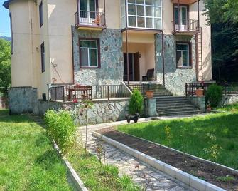 Noor Dilijan - Dilijan - Building