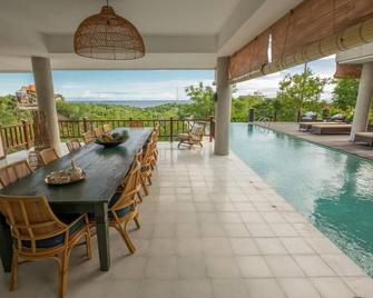 Adila Bali - South Kuta - Pool