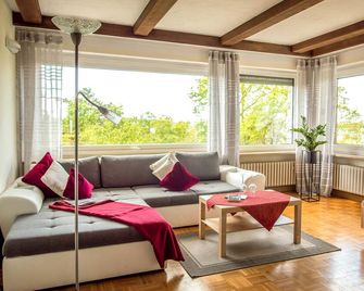 Kirschberghof - Adults Only - Sommerhausen - Wohnzimmer