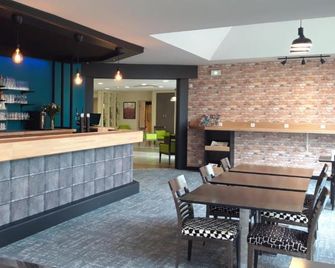 Hôtel Cositel Coutances - Coutances - Bar