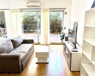 Departamento Alassio - Tigre - Living room