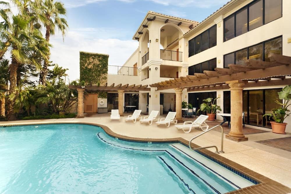 Home2 Suites by Hilton South Padre Island - סאות' פאדרה איילנד - בריכה