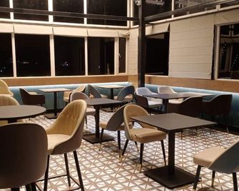 Hotel Green View - Baharampur - Restaurant