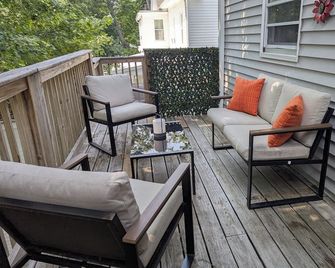 Modern Comfort - Marlborough - Balkon