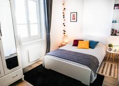 Le Cocon Lumière - Lyon - Bedroom