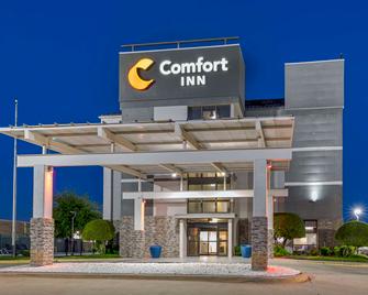 Comfort Inn Dallas North Love Field Airport - Dallas - Building