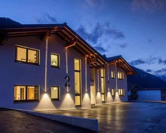 Graceful Chalet in Gaschurn With Sauna - Gaschurn - Gebouw