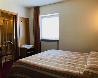 Hotel Santoni - Fucine - Habitación