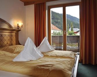 Active Apart Central - Ried im Oberinntal - Bedroom