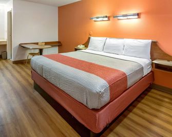 Motel 6-Dayton, Oh - Englewood - Dayton - Sovrum