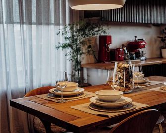 Drifting Sands Beachfront Retreat - Hokitika - Sala pranzo