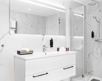 Best Western Hotel Savoy - Karlstad - Bathroom