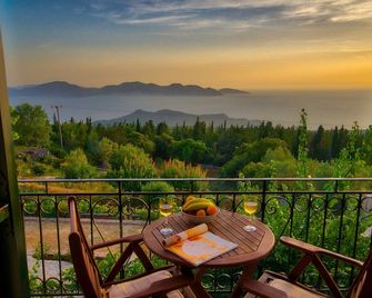 Studios Vrionis Panoramic Sunset - Kothreas - Balcone