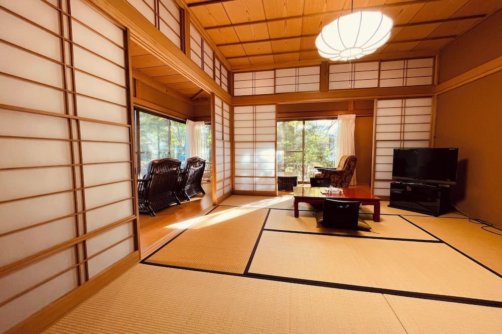 New Open!secret Garden Resort&onsen秘密の花園箱根温泉別荘 - Hakone - Sala de estar