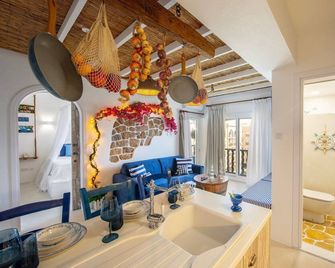 Lemnos Suite, 1bdr - 2 min From the Beach - Germasogeia
