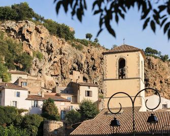 Hôtel La Falaise - Cotignac - Vista del exterior