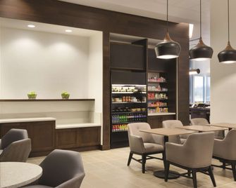 حياة بليس شيكاجو/أوهير يربورت - روسيمونت - مطعم