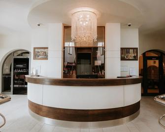 Hotel Bonaparte - Košice - Recepție